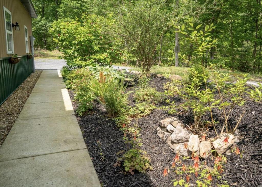 Mockingbird Mountain Spa And Retreat Luray Exterior foto